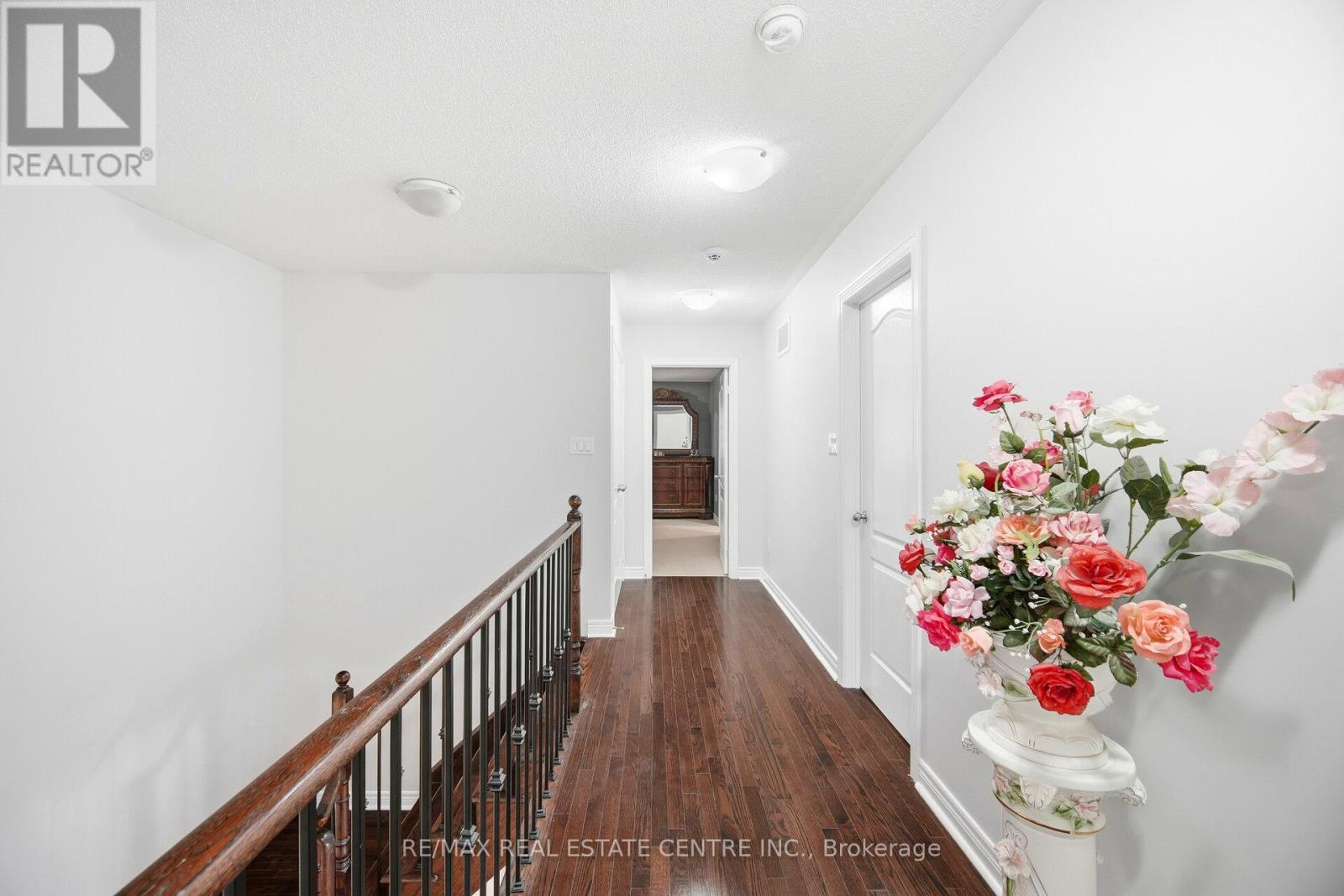 38 Lightcatcher Circle, Brampton, Ontario  L6P 3P5 - Photo 27 - W12654460