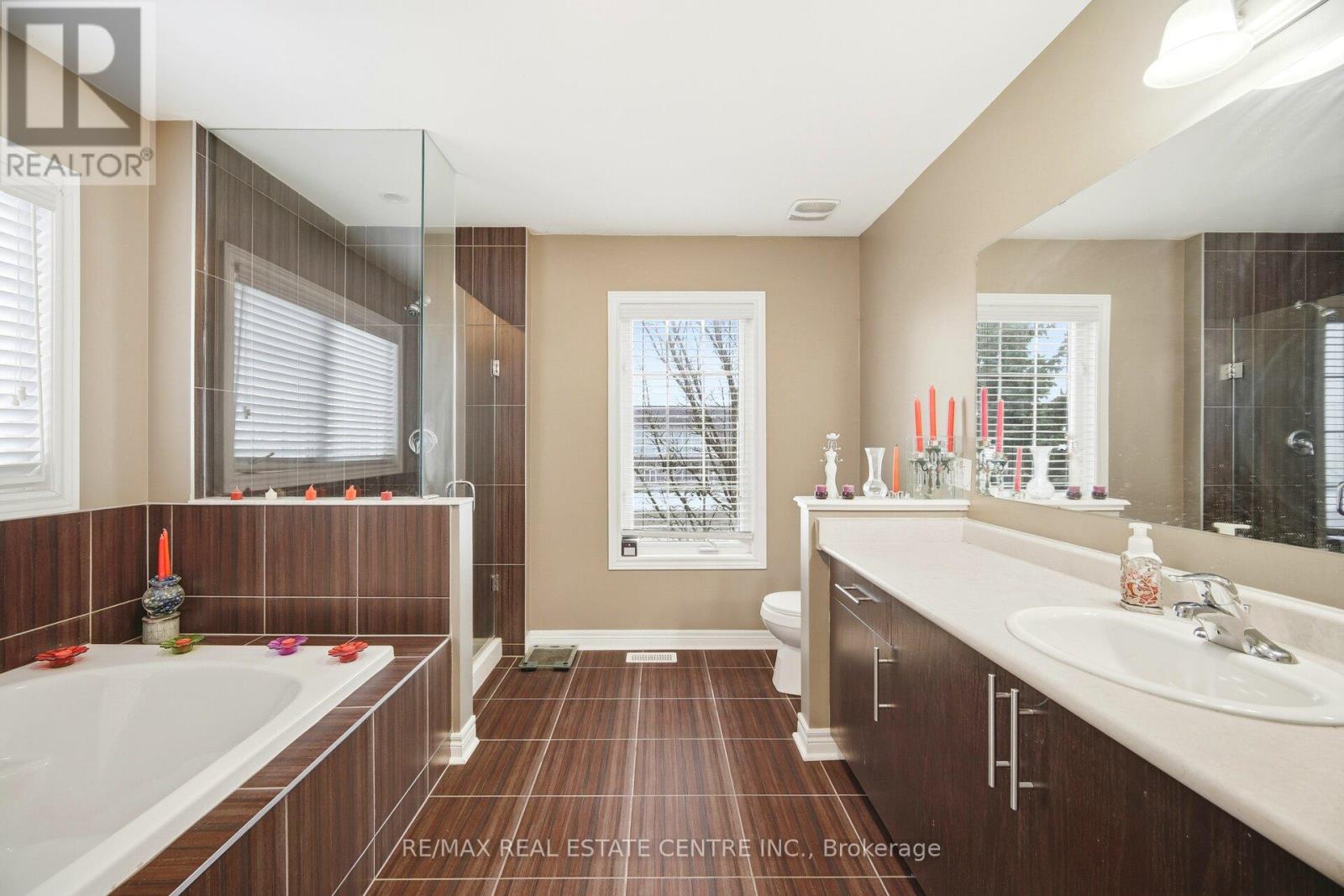 38 Lightcatcher Circle, Brampton, Ontario  L6P 3P5 - Photo 30 - W12654460