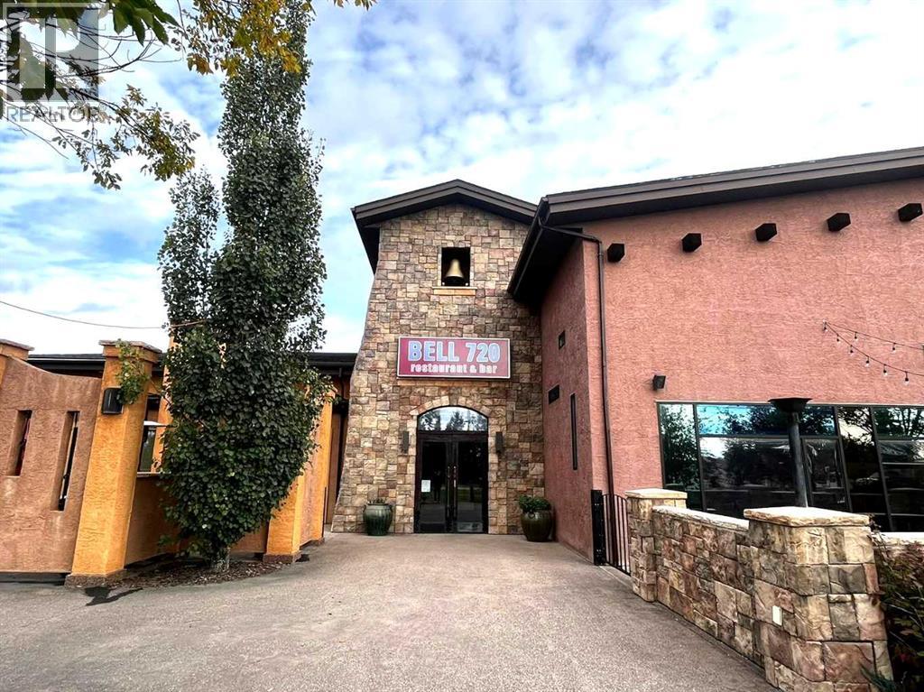 750 2 Street N, Three Hills, Alberta  T0M 2A0 - Photo 3 - A2186988