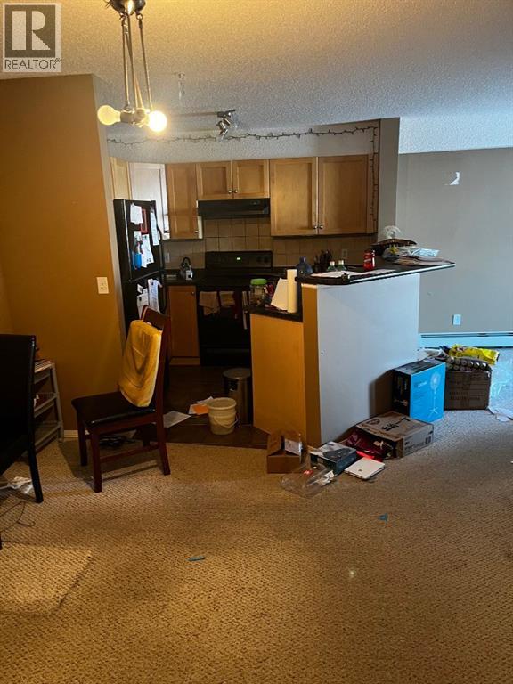 2112, 2518 Fish Creek Boulevard Sw, Calgary, Alberta  T2Y 4T6 - Photo 3 - A2276024