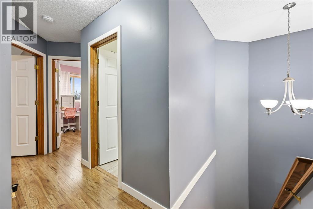 10 Big Springs Hill Se, Airdrie, Alberta  T4A 1N1 - Photo 17 - A2254507