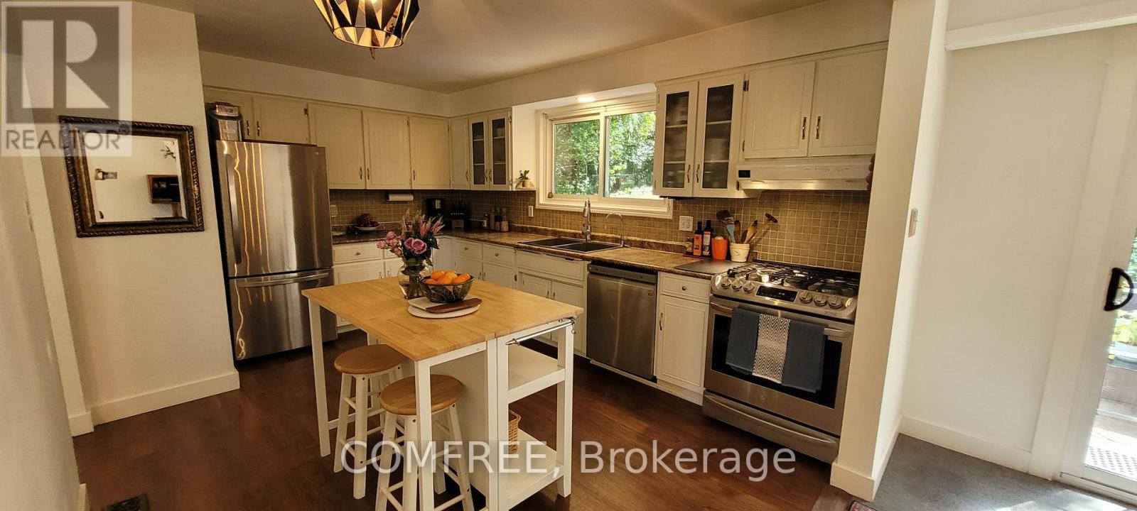 93 Water Street E, Centre Wellington, Ontario  N0B 1S0 - Photo 10 - X12578650