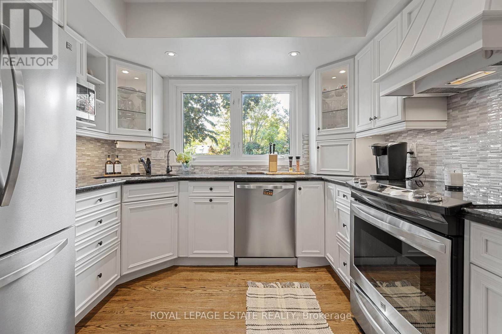 4231 Dunvegan Road, Burlington, Ontario  L7L 1P9 - Photo 13 - W12466930