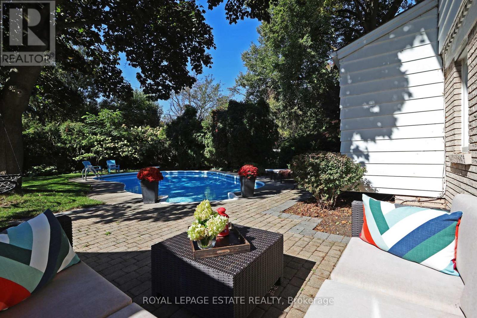 4231 Dunvegan Road, Burlington, Ontario  L7L 1P9 - Photo 34 - W12466930