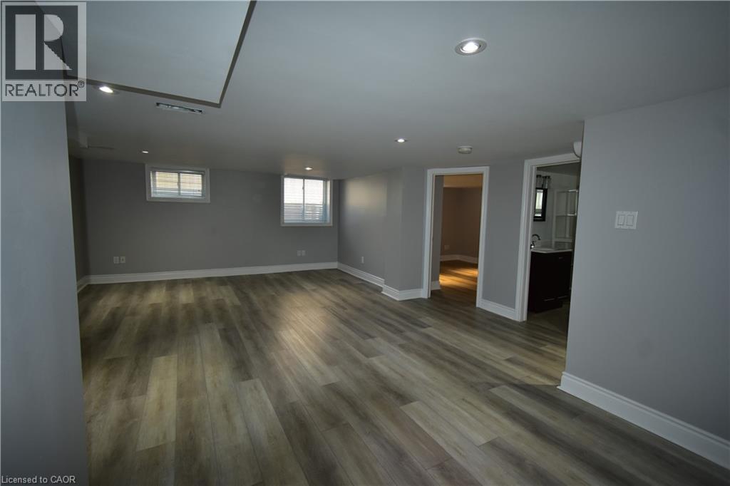 2176 Queensway Drive Unit# 2, Burlington, Ontario  L7R 3T1 - Photo 4 - 40795370