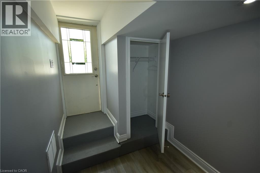 2176 Queensway Drive Unit# 2, Burlington, Ontario  L7R 3T1 - Photo 15 - 40795370