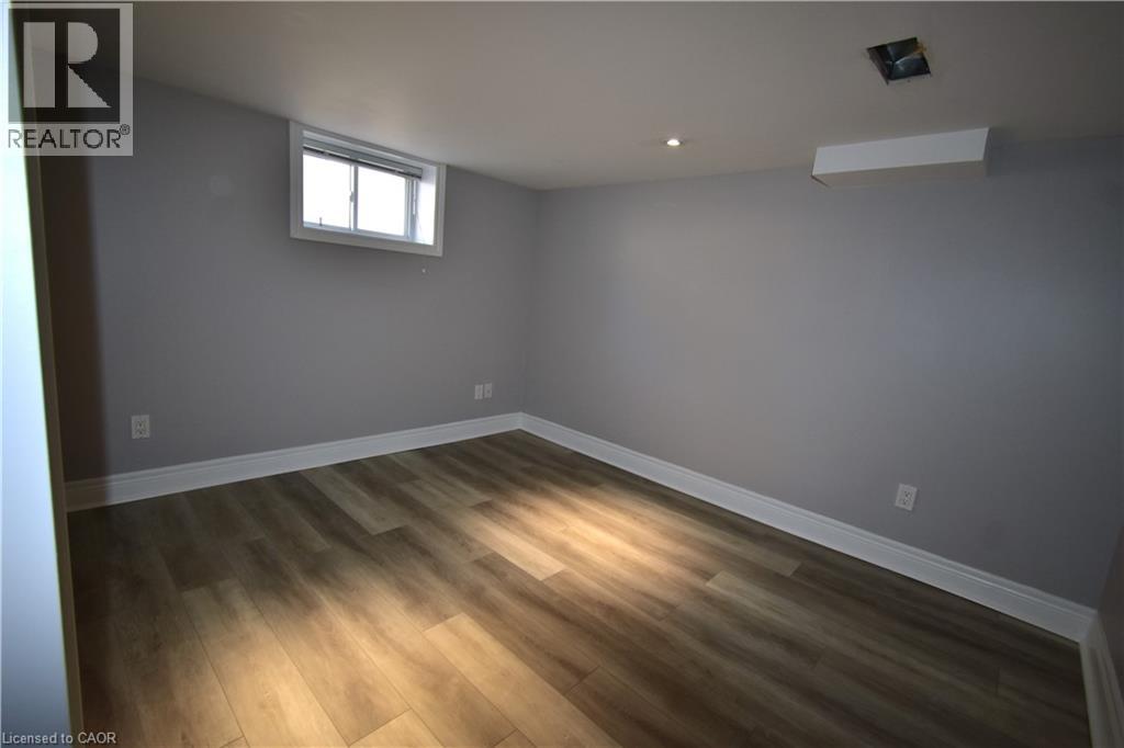 2176 Queensway Drive Unit# 2, Burlington, Ontario  L7R 3T1 - Photo 11 - 40795370