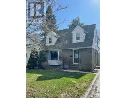 1052 FISHER AVENUE, Ottawa, Ontario