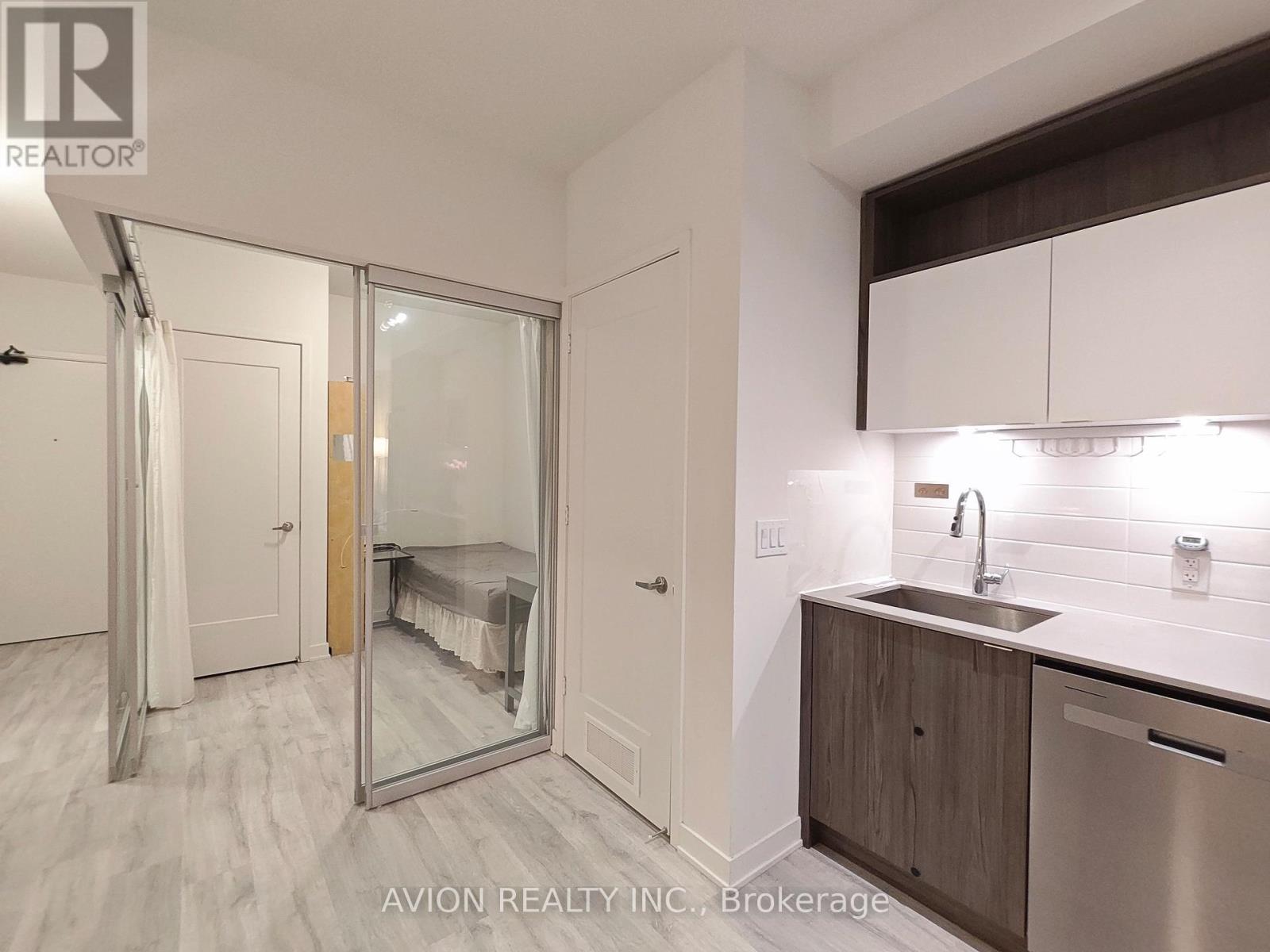 205 - 60 Princess Street, Toronto, Ontario  M5A 2C7 - Photo 12 - C12654476