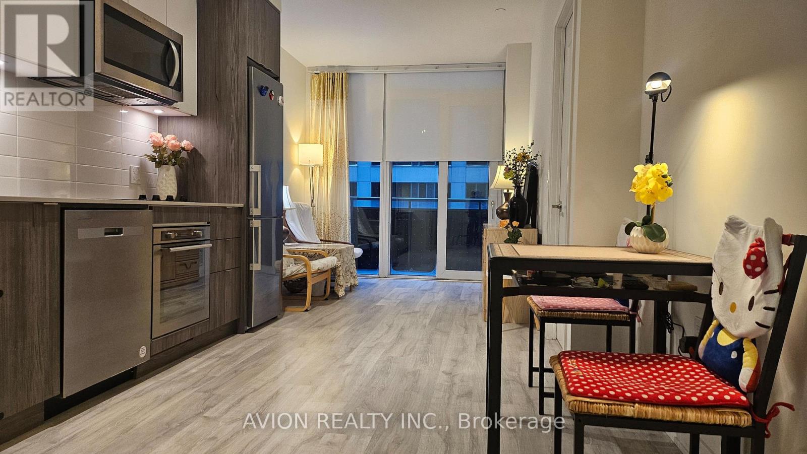 205 - 60 Princess Street, Toronto, Ontario  M5A 2C7 - Photo 3 - C12654476