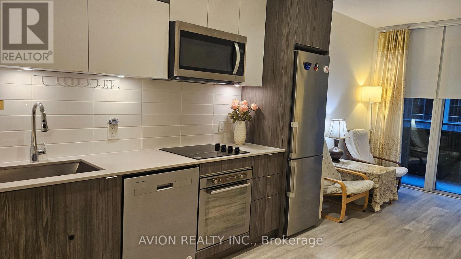 205 - 60 Princess Street, Toronto, Ontario  M5A 2C7 - Photo 4 - C12654476