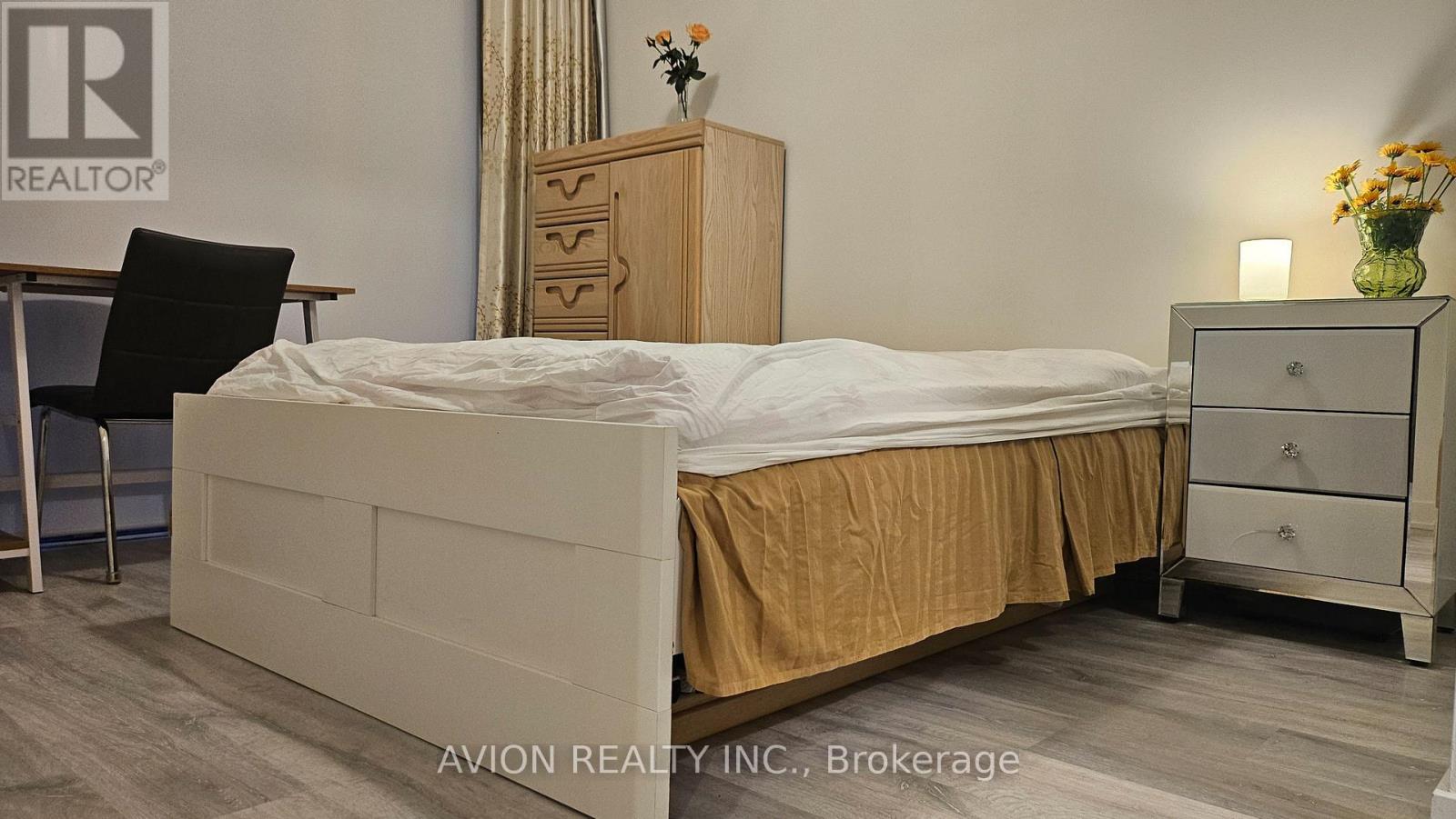 205 - 60 Princess Street, Toronto, Ontario  M5A 2C7 - Photo 9 - C12654476