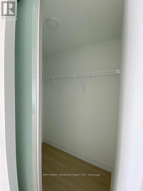 5708 - 8 Wellesley Street W, Toronto, Ontario  M4Y 0J5 - Photo 7 - C12654478