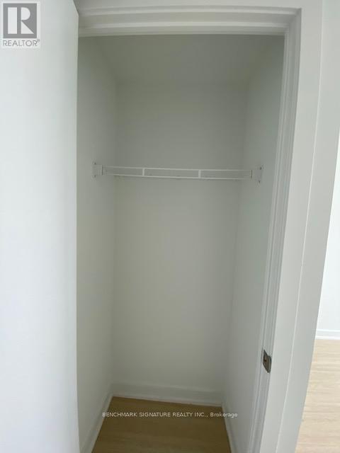 5708 - 8 Wellesley Street W, Toronto, Ontario  M4Y 0J5 - Photo 8 - C12654478