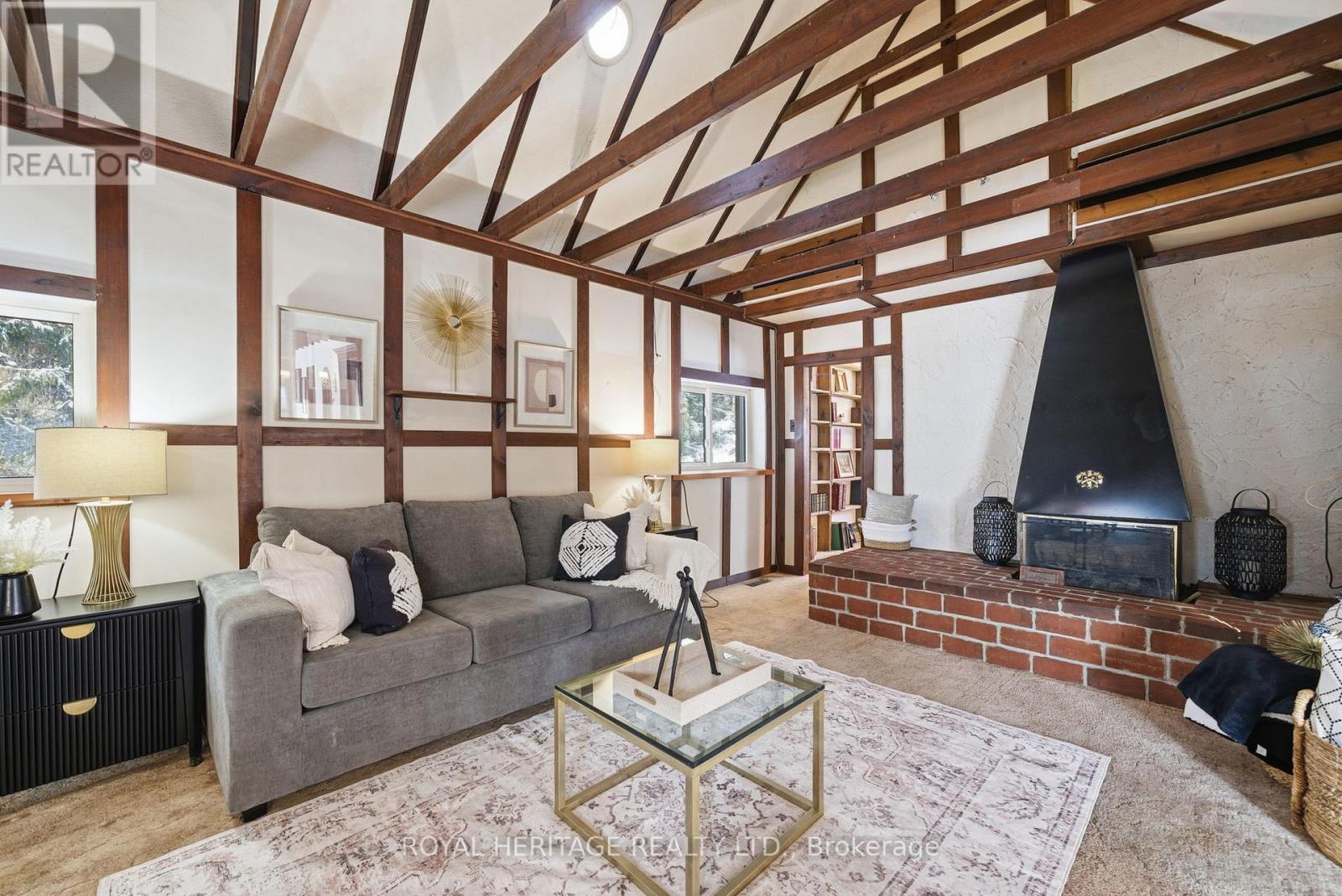 1385 Raglan Road E, Oshawa, Ontario  L1H 0N2 - Photo 4 - E12654516