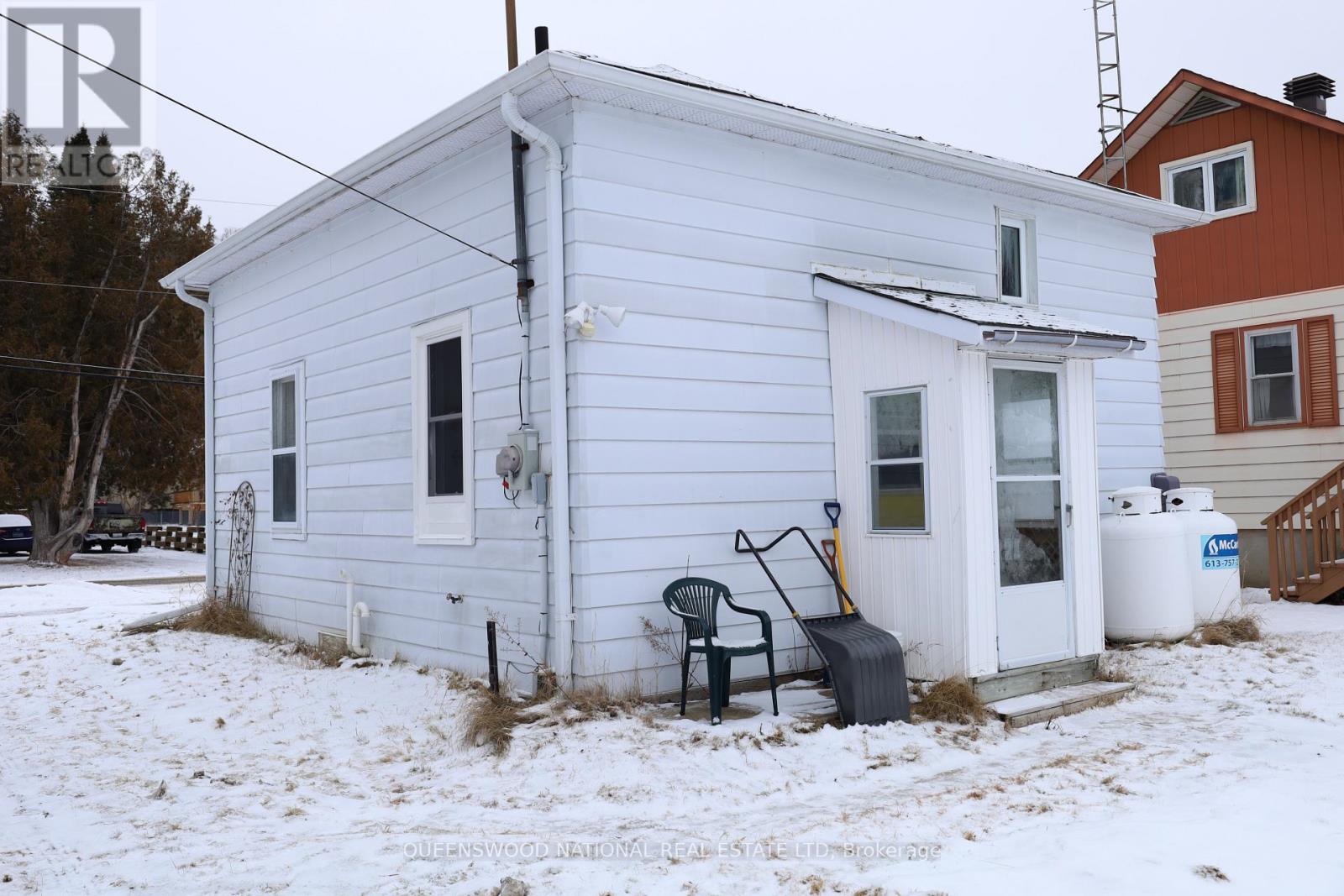 65 Wilno Street, Madawaska Valley, Ontario  K0J 1B0 - Photo 2 - X12654518