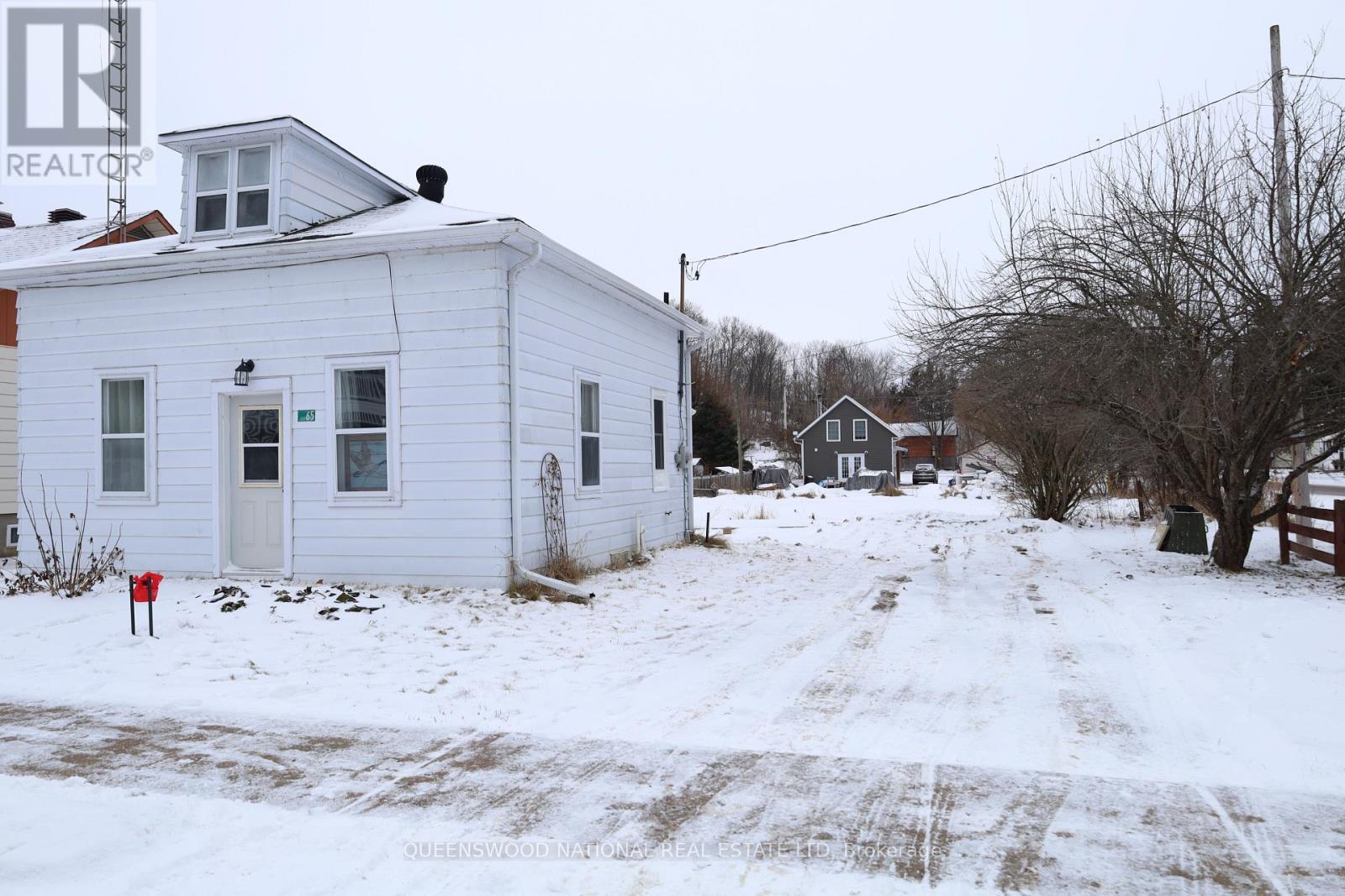 65 Wilno Street, Madawaska Valley, Ontario  K0J 1B0 - Photo 4 - X12654518