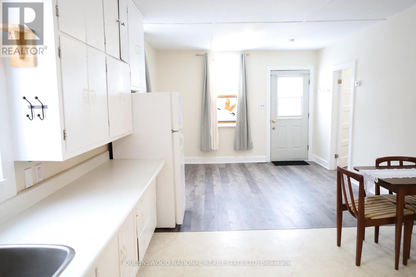 65 Wilno Street, Madawaska Valley, Ontario  K0J 1B0 - Photo 9 - X12654518