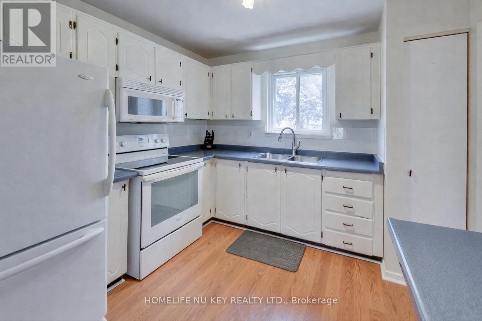 219 Cundles Road W, Barrie, Ontario  L4N 4V2 - Photo 13 - S12654510