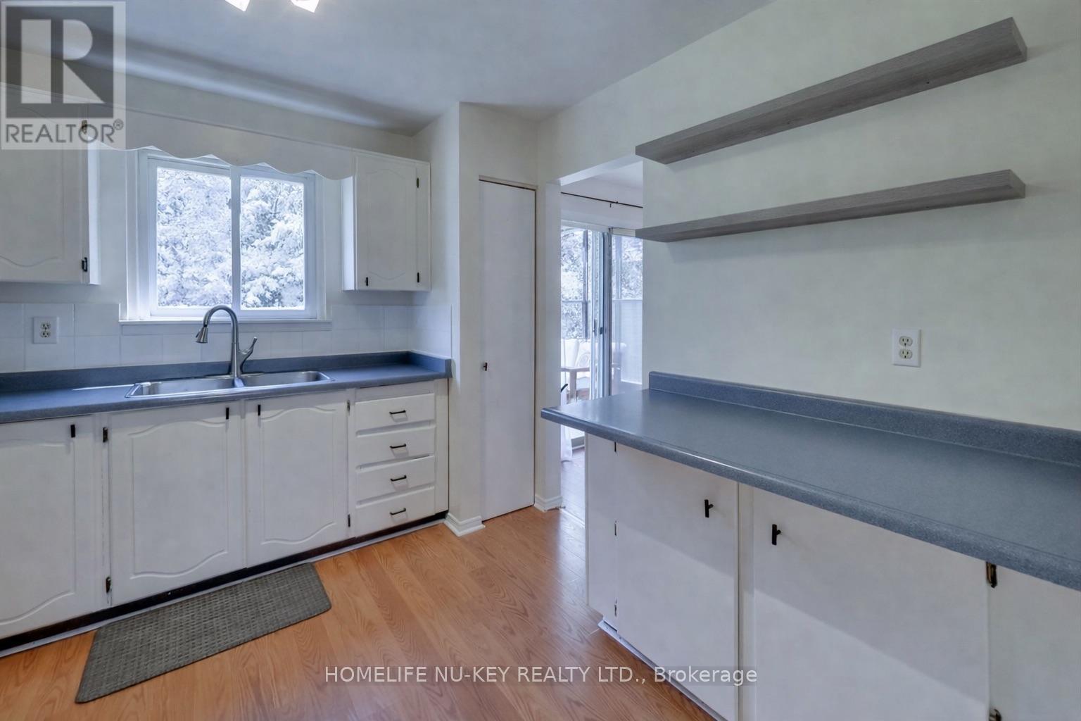 219 Cundles Road W, Barrie, Ontario  L4N 4V2 - Photo 14 - S12654510