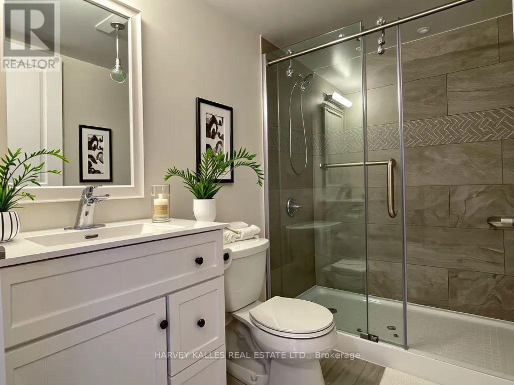 1704 - 2545 Erin Centre Boulevard, Mississauga, Ontario  L5M 6Z9 - Photo 21 - W12654480