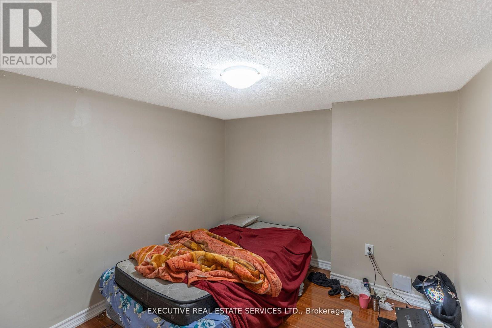 16 Sandway Drive, Brampton, Ontario  L7A 2T9 - Photo 36 - W12654490