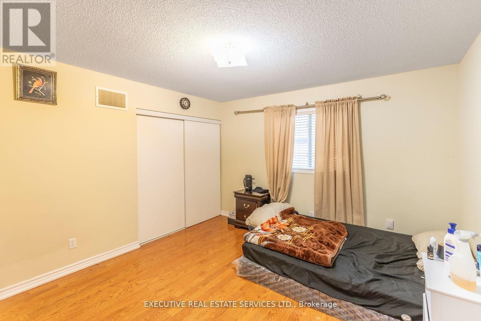 16 Sandway Drive, Brampton, Ontario  L7A 2T9 - Photo 44 - W12654490