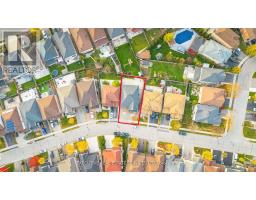 16 SANDWAY DRIVE, Brampton, Ontario