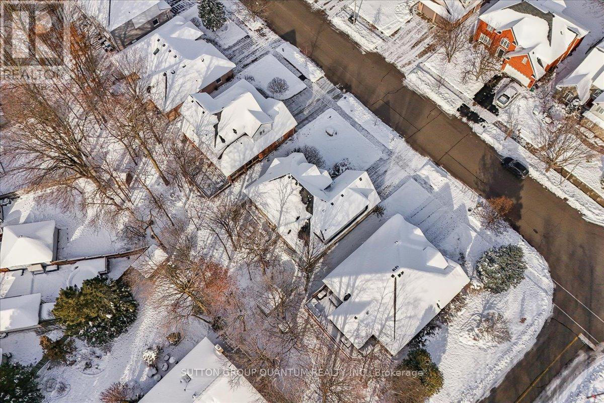 629 Burning Bush Road, Waterloo, Ontario  N2V 2C4 - Photo 47 - X12654502