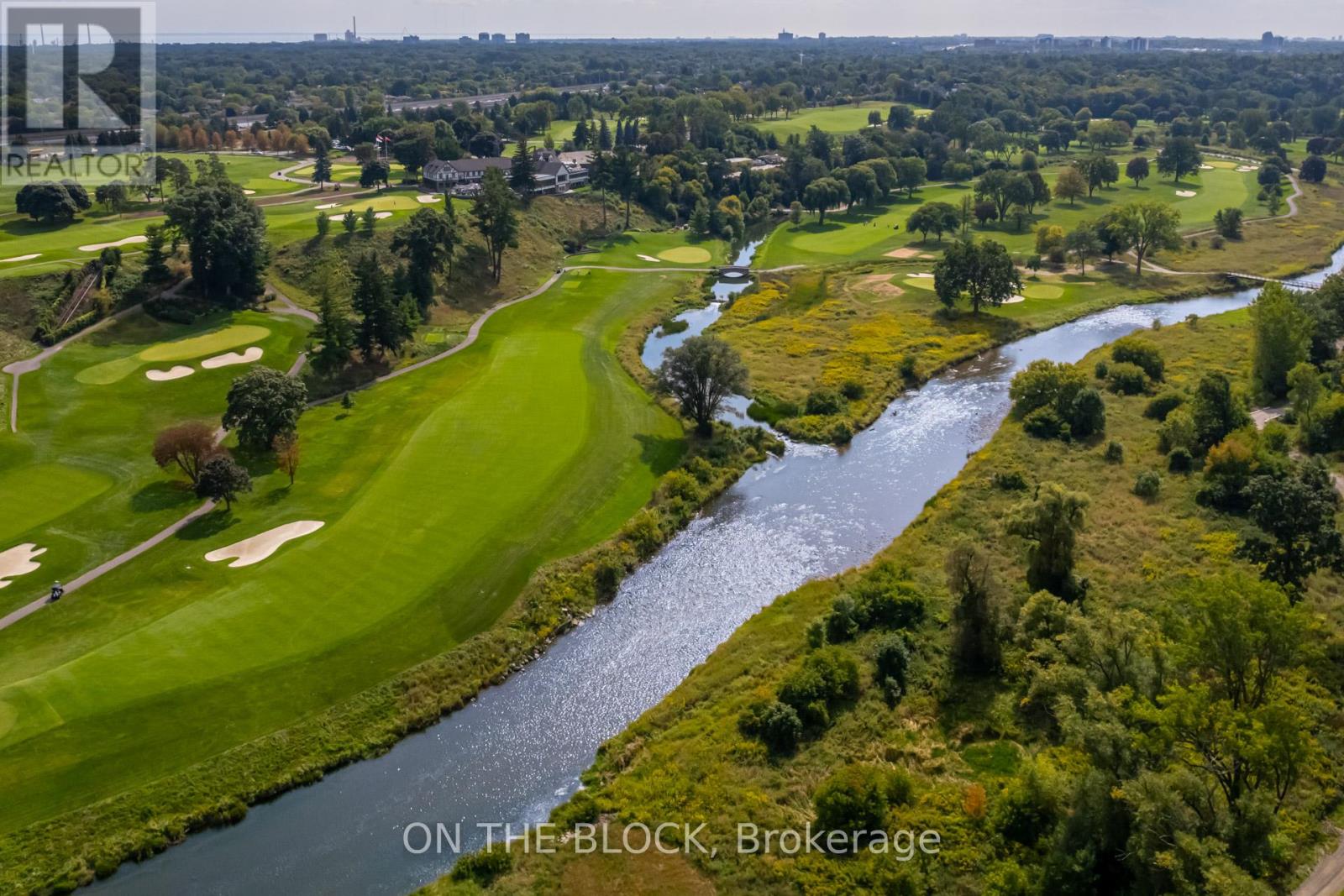 2212 Oneida Court, Mississauga, Ontario  L5C 4G5 - Photo 50 - W12654522