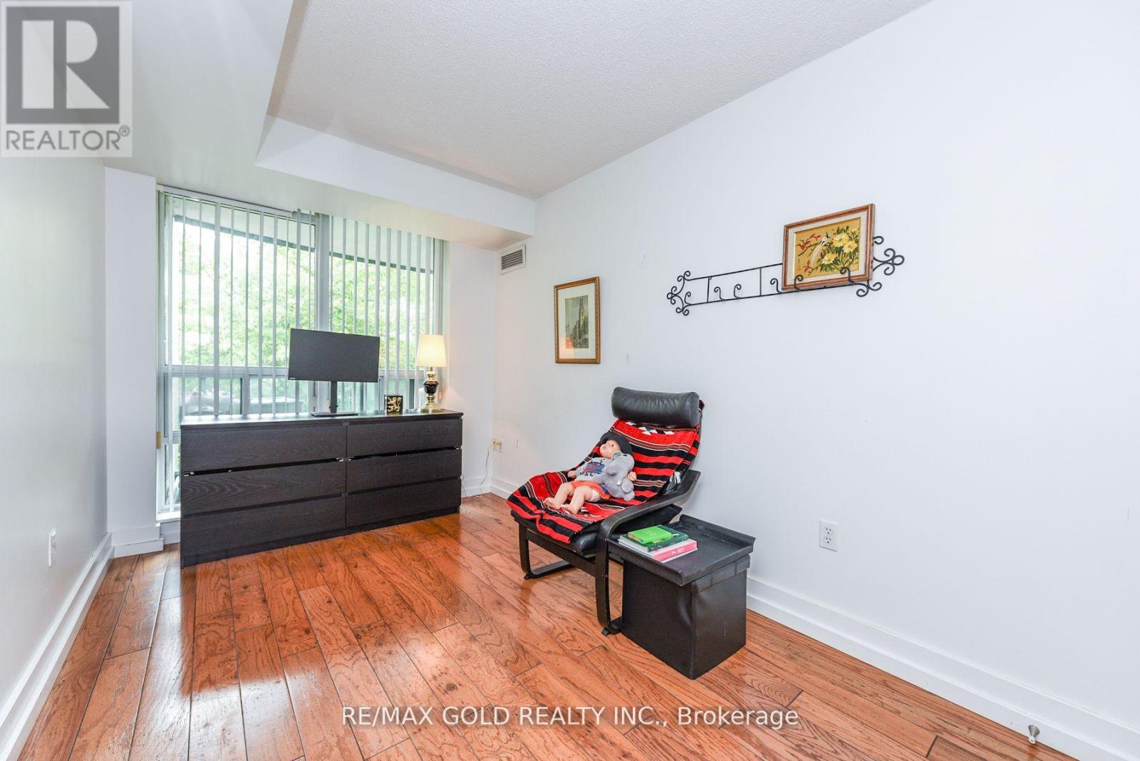 211 - 17 Michael Power Place, Toronto, Ontario  M9A 5G5 - Photo 16 - W12654526