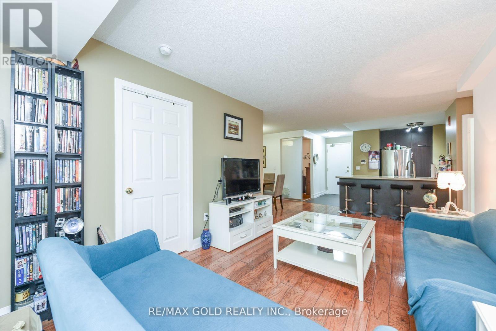 211 - 17 Michael Power Place, Toronto, Ontario  M9A 5G5 - Photo 41 - W12654526