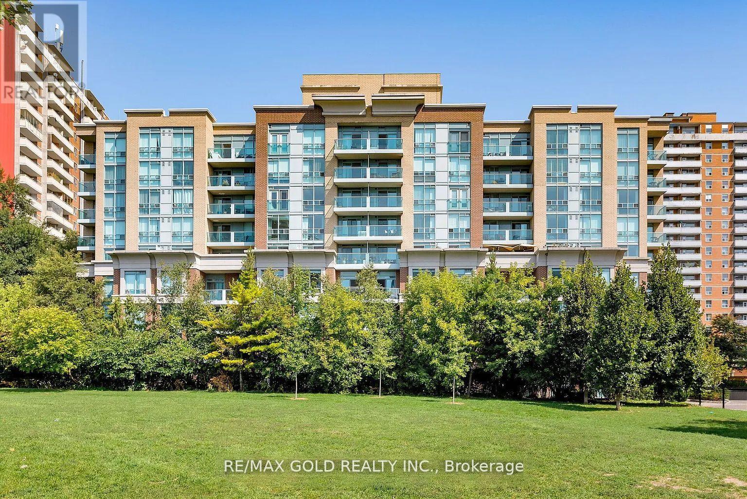 211 - 17 Michael Power Place, Toronto, Ontario  M9A 5G5 - Photo 5 - W12654526