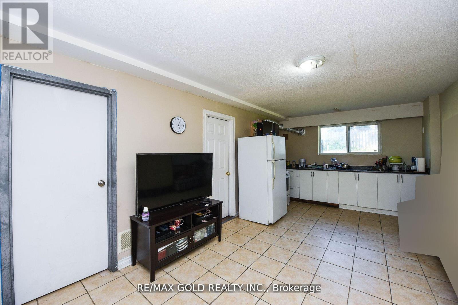 3630 Brandon Gate Drive, Mississauga, Ontario  L4T 3E5 - Photo 24 - W12654528