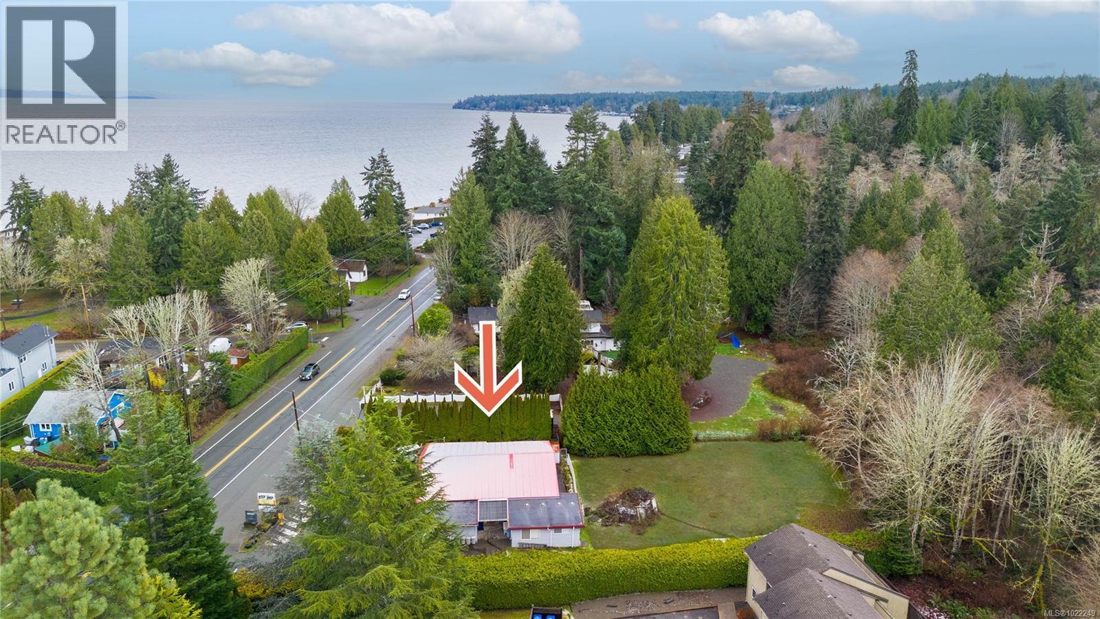 3346 Island Hwy W, Qualicum Beach, British Columbia