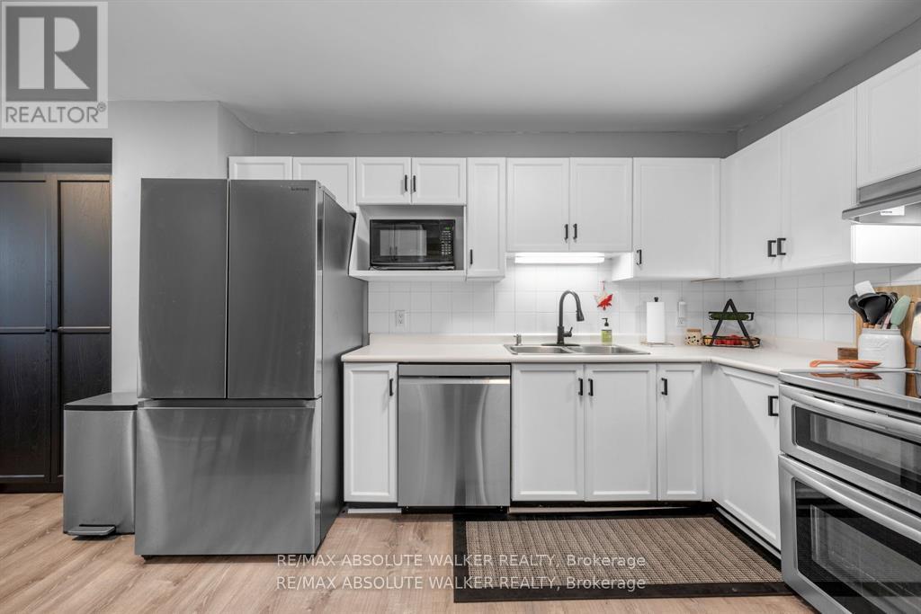 108 Cedarock Drive, Ottawa, Ontario  K2M 2H5 - Photo 13 - X12654536