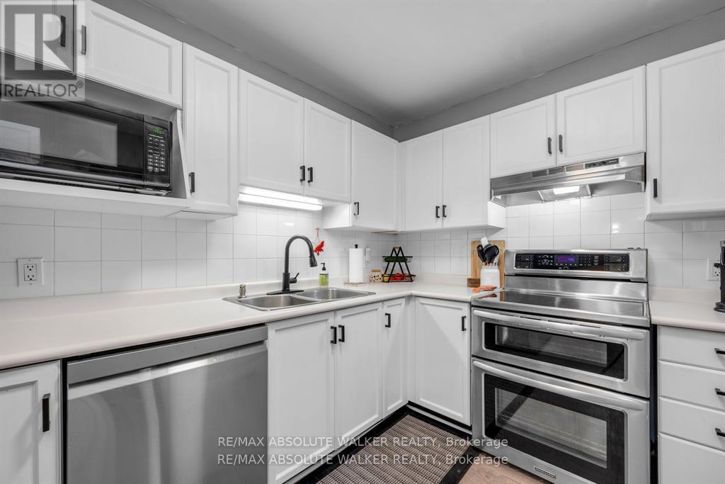 108 Cedarock Drive, Ottawa, Ontario  K2M 2H5 - Photo 14 - X12654536