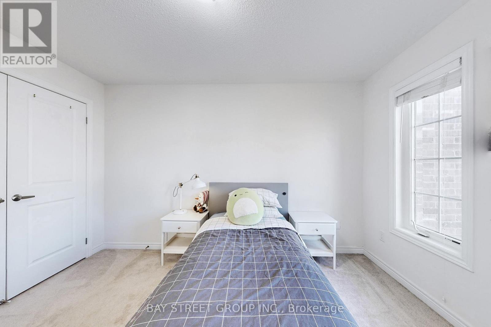 7 Paper Mills Crescent, Richmond Hill, Ontario  L4E 0V5 - Photo 26 - N12654534