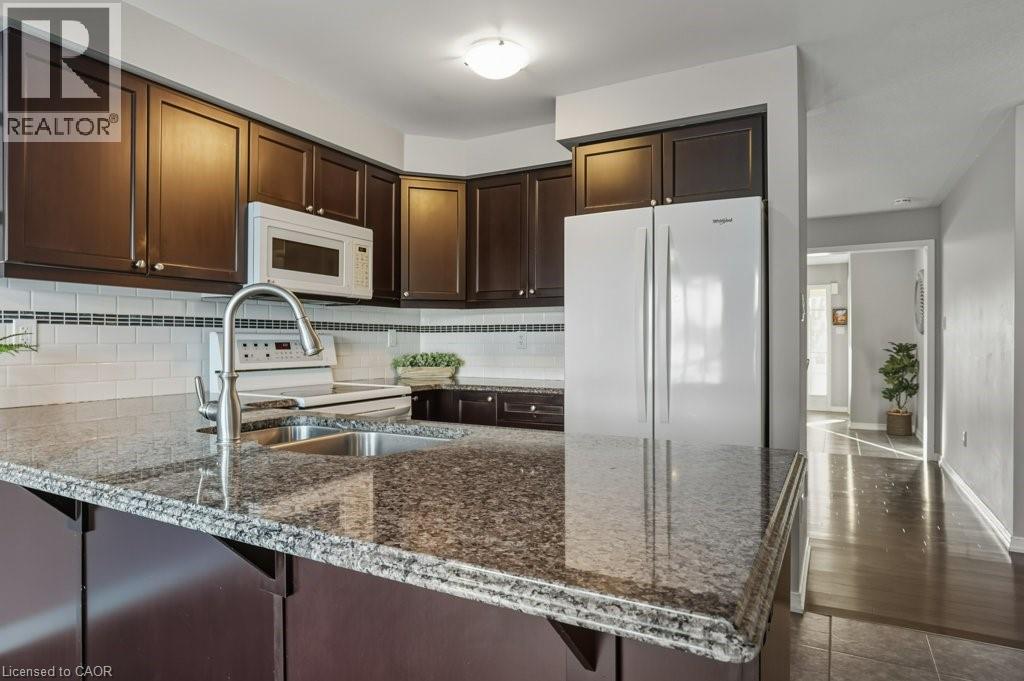 286 Apple Hill Crescent, Kitchener, Ontario  N2R 0E5 - Photo 8 - 40795380