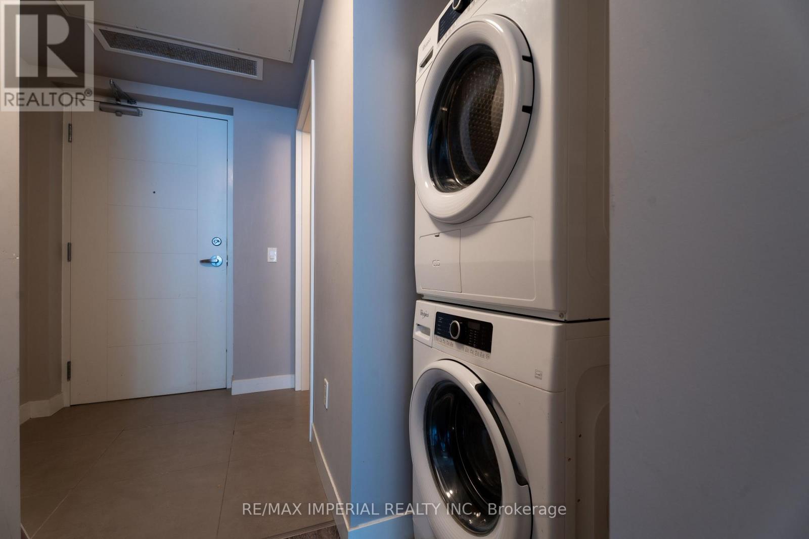 210 - 308 Lester Street, Waterloo, Ontario  N2L 0H9 - Photo 16 - X12654542