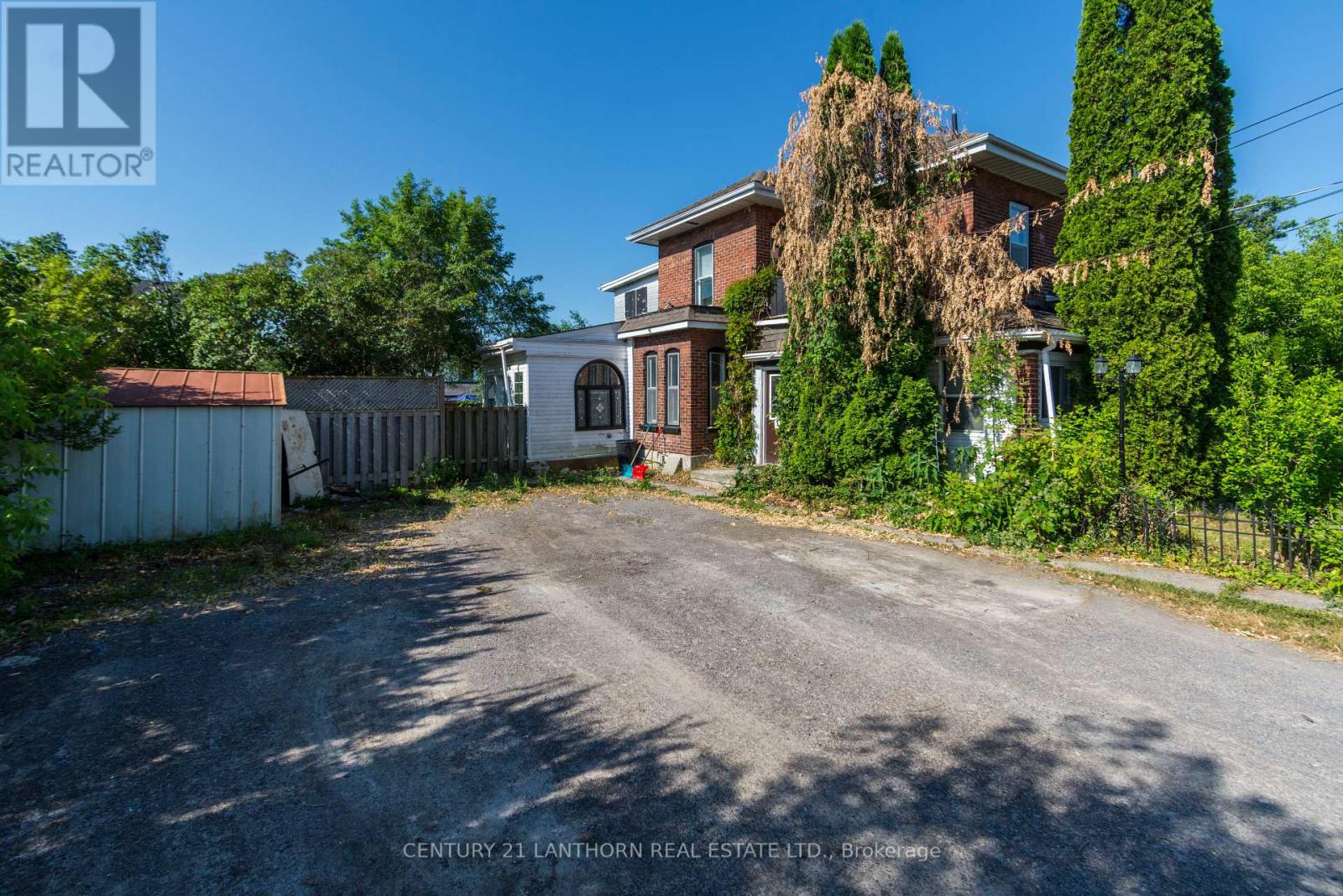 53 Crown Street, Quinte West (Trenton Ward), Ontario  K8V 1P1 - Photo 4 - X12654568
