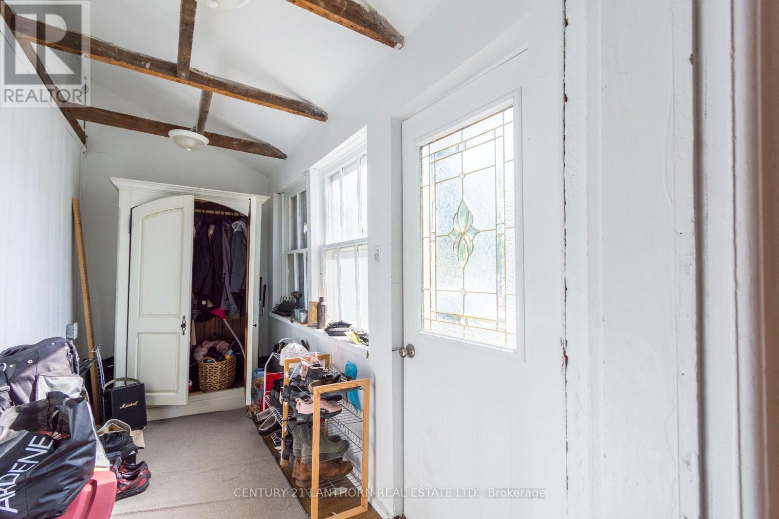 53 Crown Street, Quinte West (Trenton Ward), Ontario  K8V 1P1 - Photo 5 - X12654568