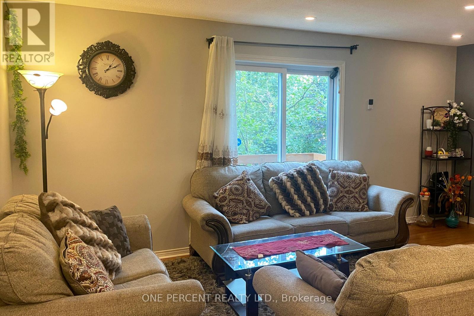 292 Temby Private, Ottawa, Ontario  K1T 2W2 - Photo 10 - X12654558