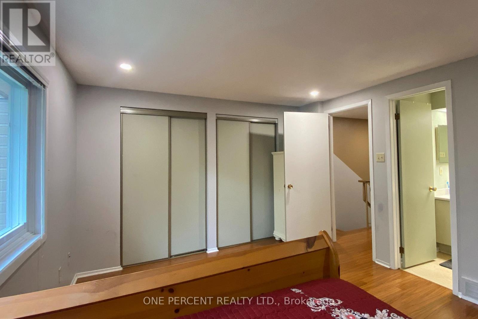 292 Temby Private, Ottawa, Ontario  K1T 2W2 - Photo 17 - X12654558