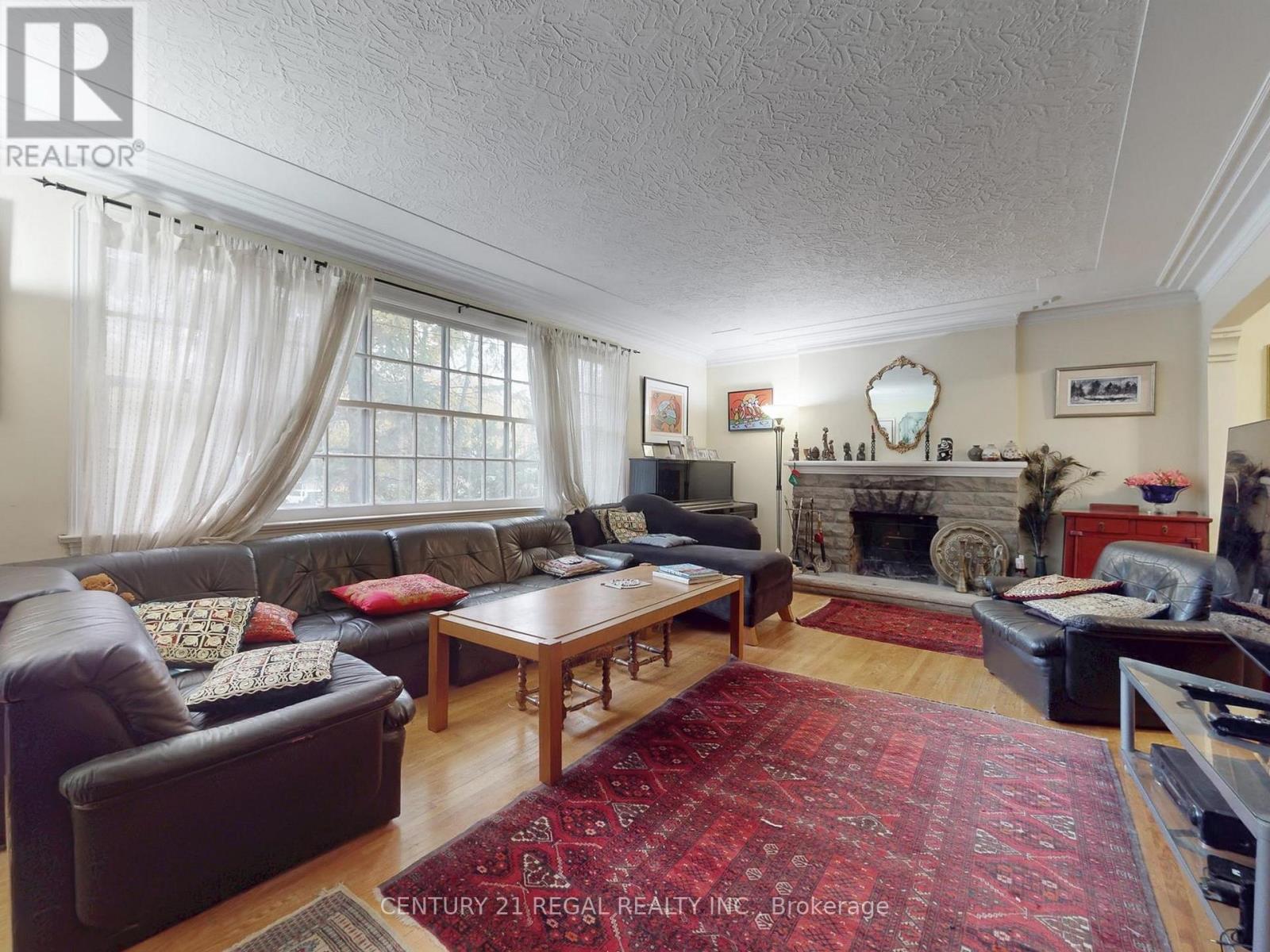 20 West Hill Drive, Toronto, Ontario  M1E 3T5 - Photo 7 - E12654566