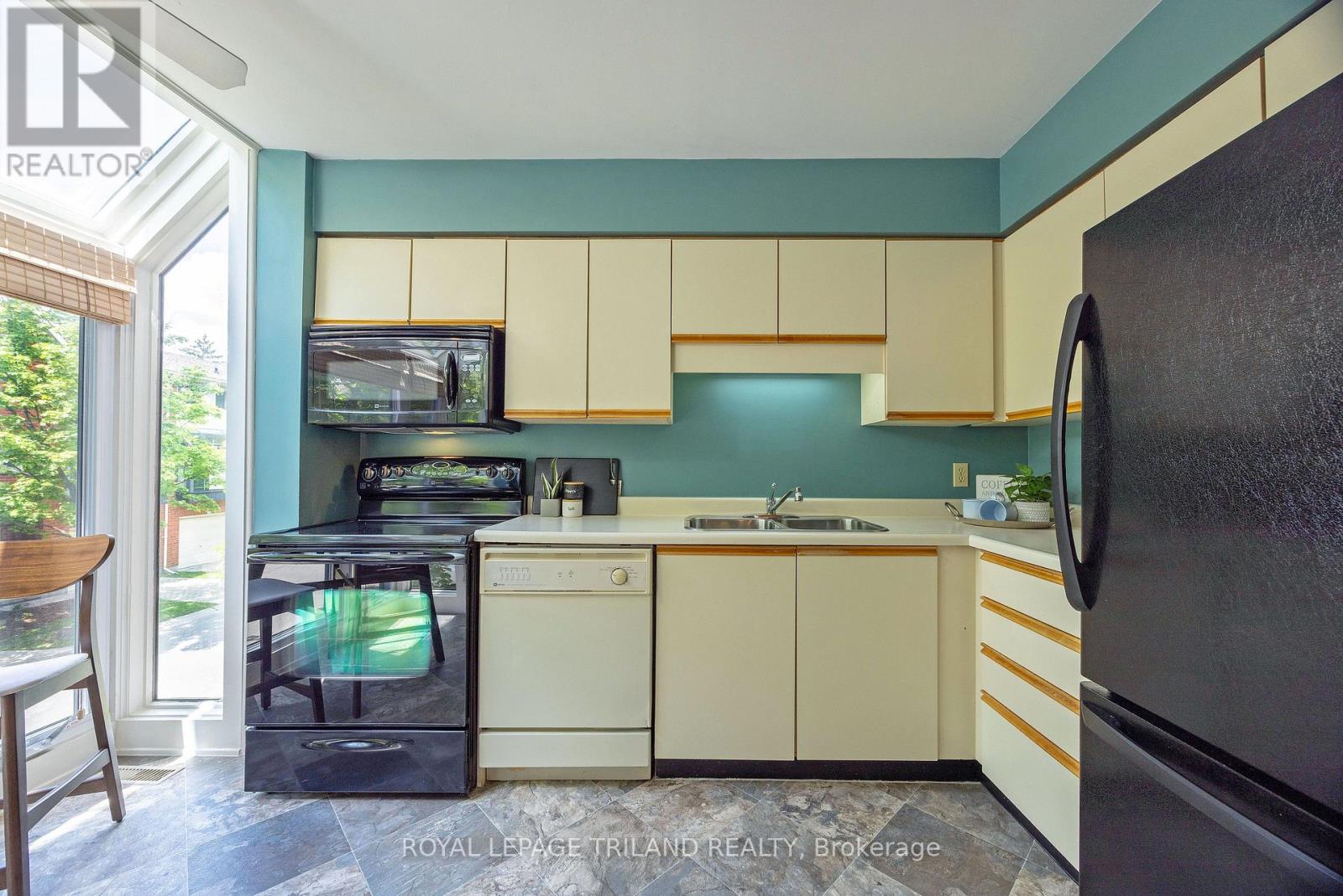 23 - 683 Windermere Road, London North, Ontario  N5X 3T9 - Photo 6 - X12654586