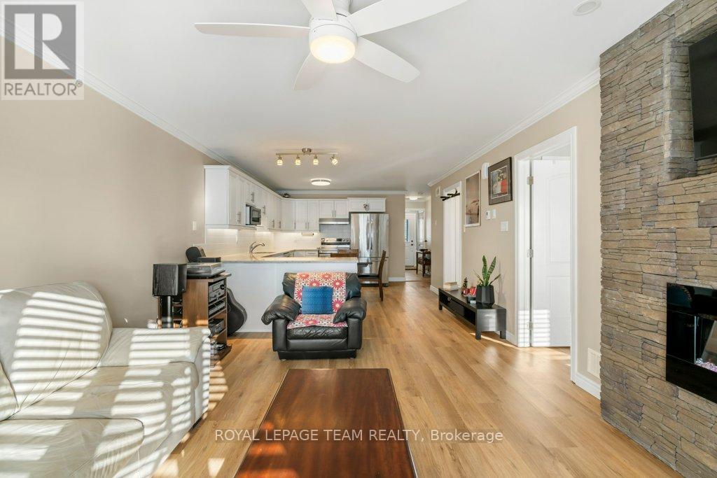 621 St Lawrence Street, Prescott, Ontario  K0E 1T0 - Photo 14 - X12654602