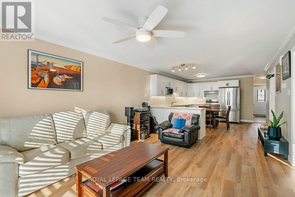 621 St Lawrence Street, Prescott, Ontario  K0E 1T0 - Photo 15 - X12654602