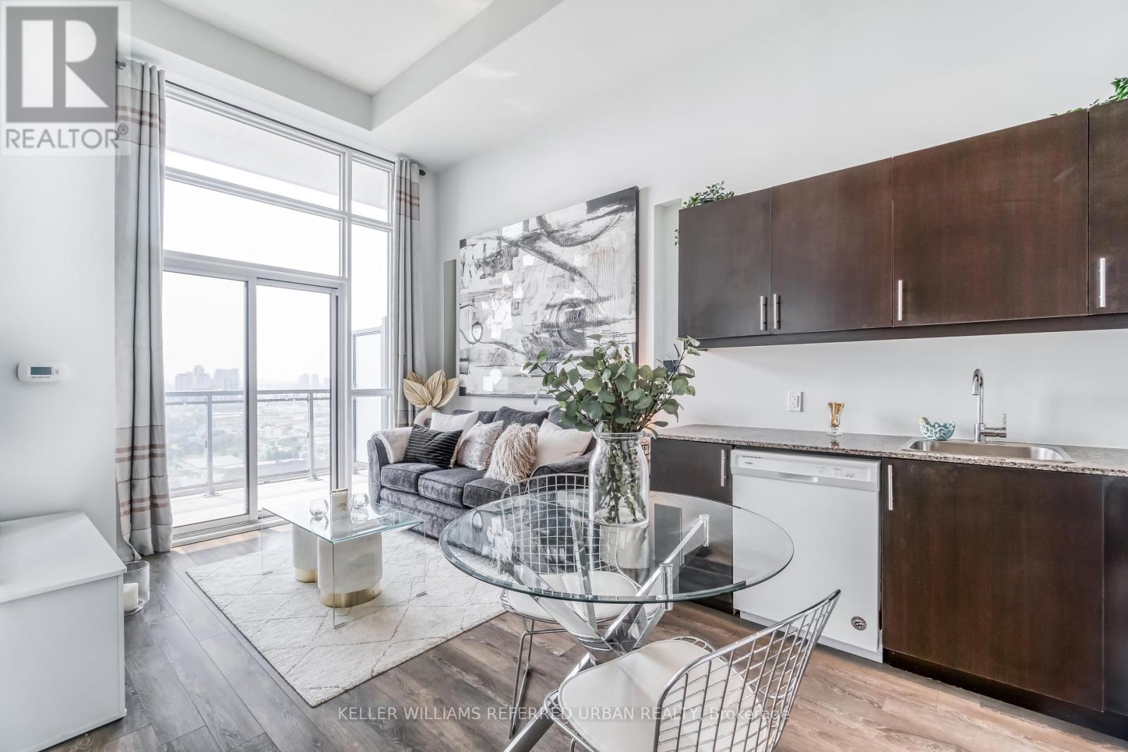 LPH2802 - 30 MEADOWGLEN PLACE, Toronto, Ontario