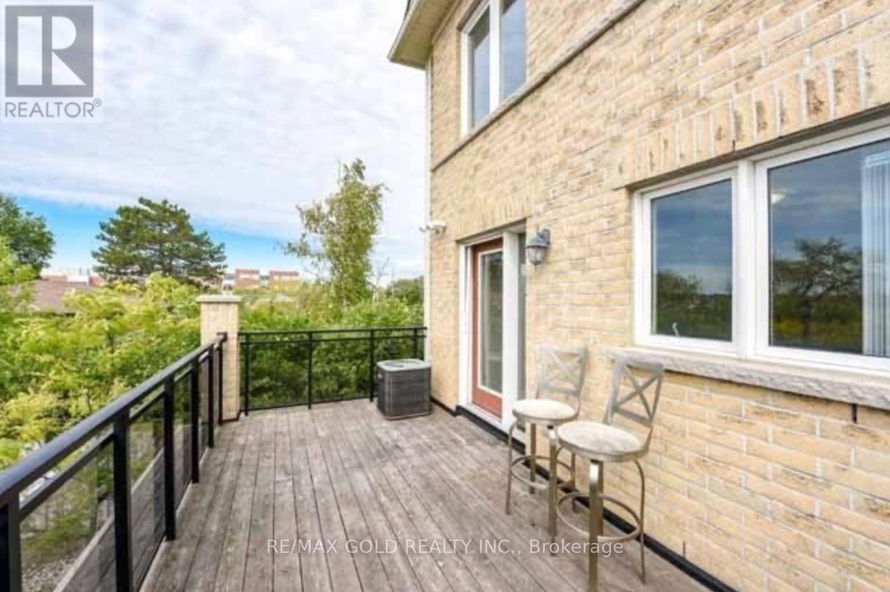 37 - 60 Fairwood Circle, Brampton, Ontario  L7T 2B6 - Photo 19 - W12654596